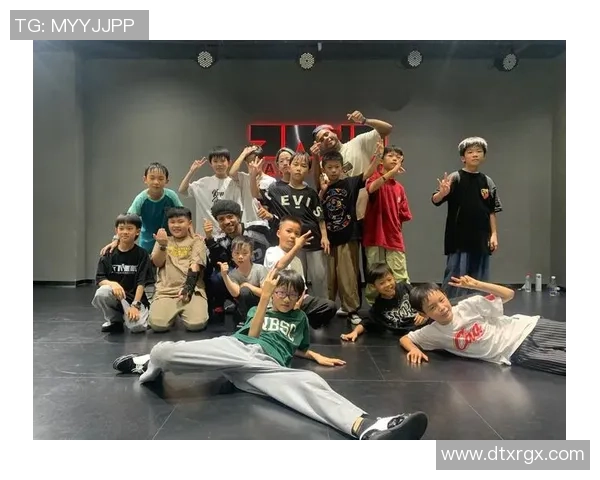 南京街舞队荣登全国街舞排行榜第一名引领潮流风向标